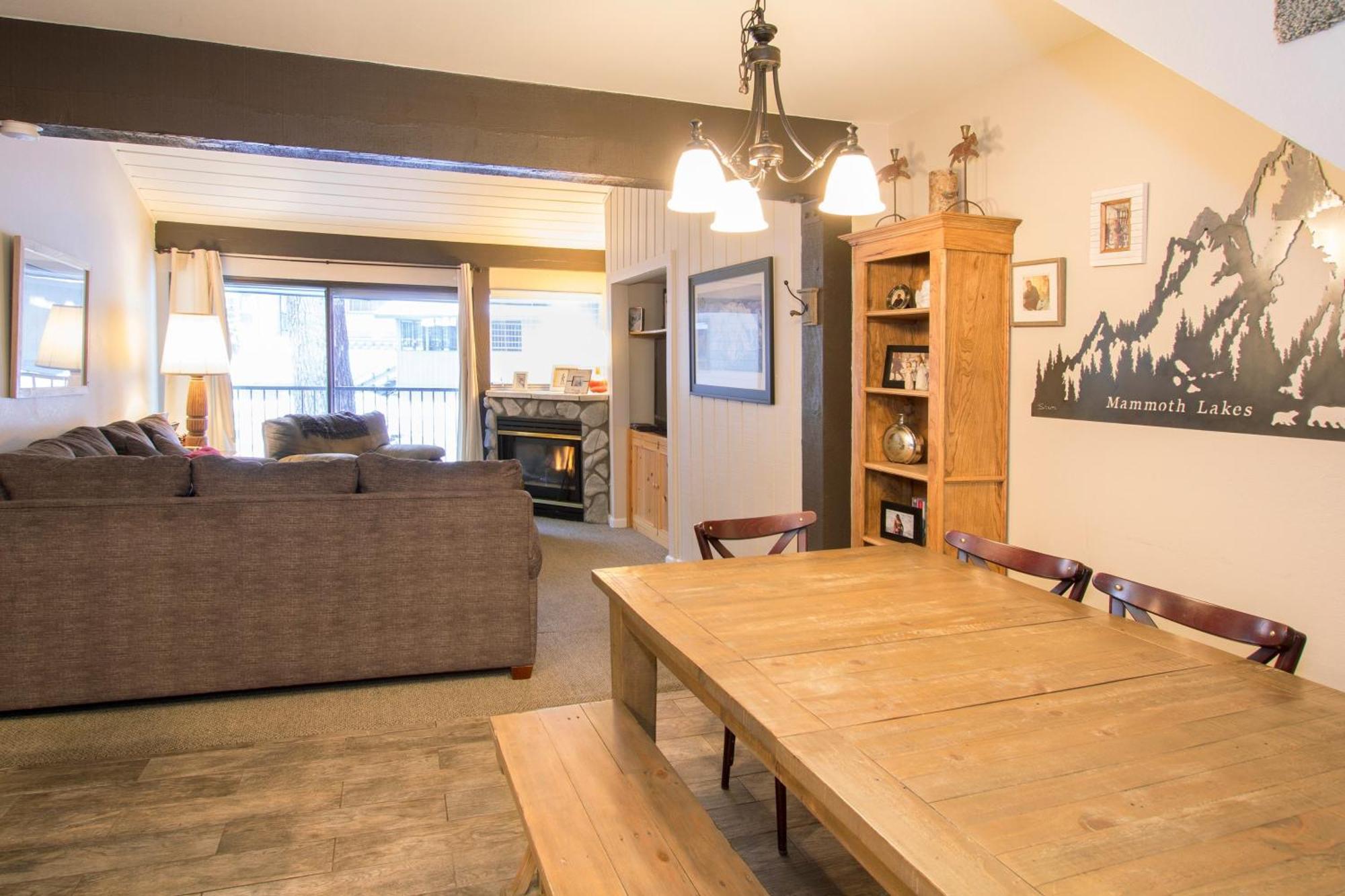 St Anton Wooded View 2-bedroom With Lockers Mammoth Lakes